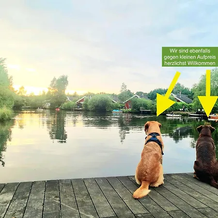 Deluxe, Direkt Am See, Mit Hauseigener Panorama Aussensauna, Zwei Badezimmern, Tretboot, Kamin, In Direkter Naehe Zum Kinderspieleparadies Sowie Reit- Und Ponyhof, 1 Bis 8 Personen *