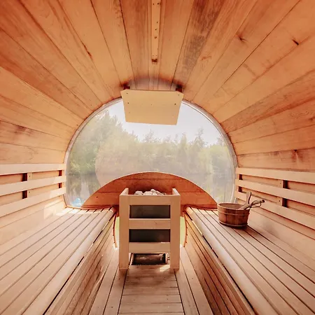 Deluxe, Direkt Am See, Mit Hauseigener Panorama Aussensauna, Zwei Badezimmern, Tretboot, Kamin, In Direkter Naehe Zum Kinderspieleparadies Sowie Reit- Und Ponyhof, 1 Bis 8 Personen * Twist