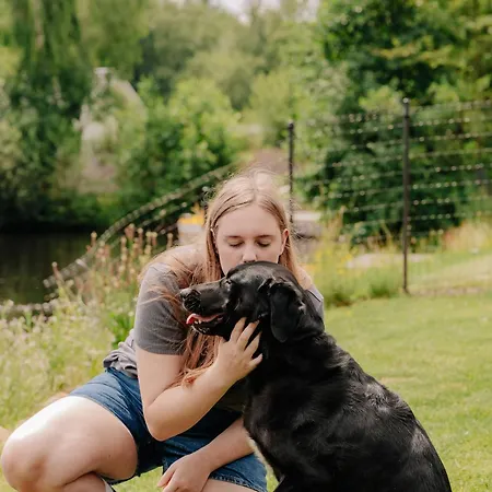 Deluxe, Direkt Am See, Mit Hauseigener Panorama Aussensauna, Zwei Badezimmern, Tretboot, Kamin, In Direkter Naehe Zum Kinderspieleparadies Sowie Reit- Und Ponyhof, 1 Bis 8 Personen Twist